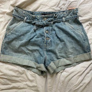 NWT Hollister Ultra High Rise Shorts